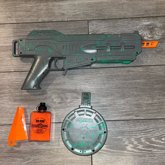 Splatt Gun Custom. Barley used. - Picture 3 of 4